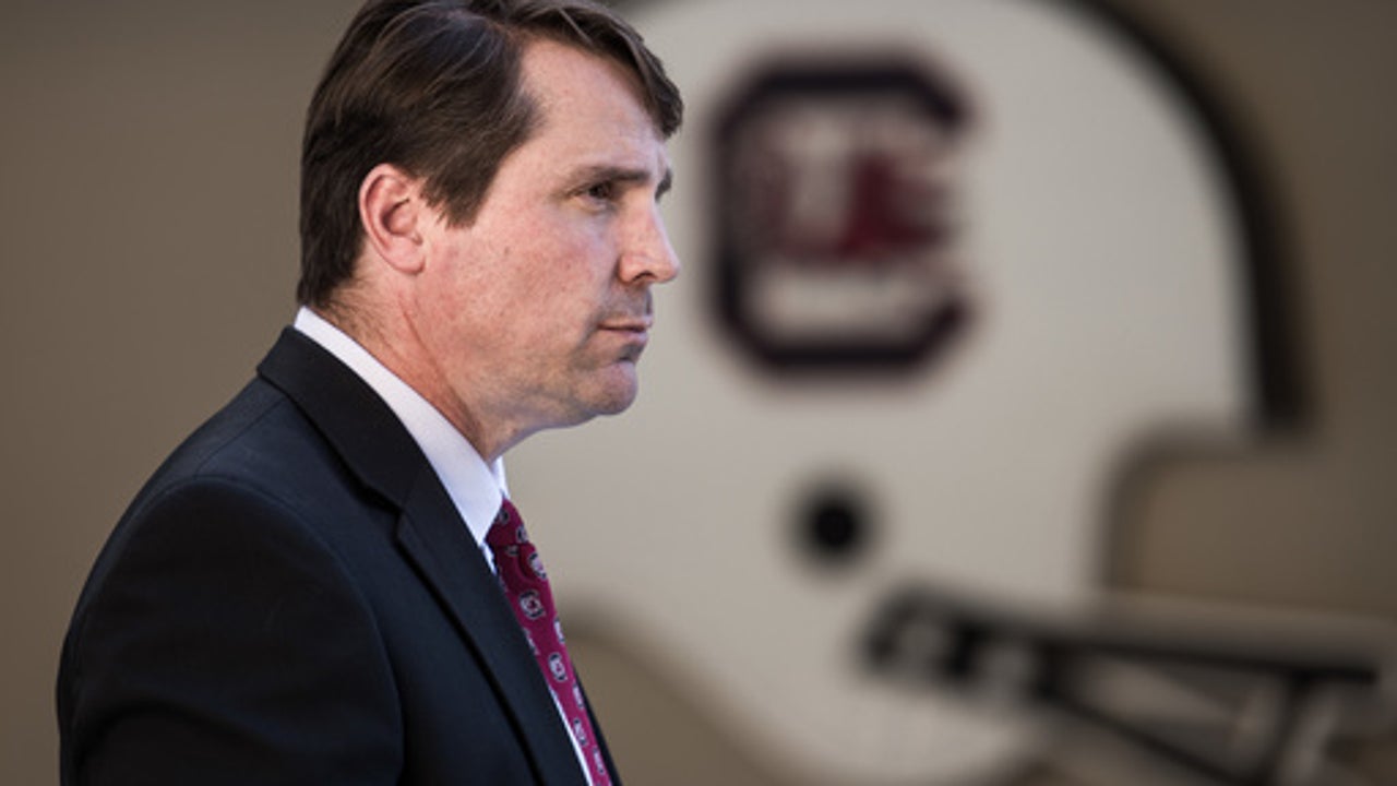 Vanderbilt, South Carolina kick off season with SEC opener